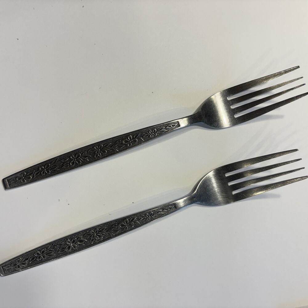 Vintage 10pc Rogers La Spana Stainless Flatware: Spoon, Knife, Fork Retro Floral
